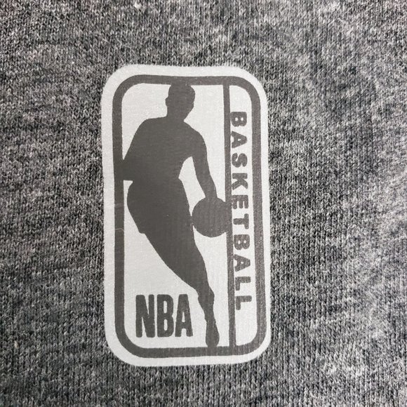 NBA 46  MEN'S  T-SHIRT GREY/RED SIZE LARGE - Picture 3 of 9